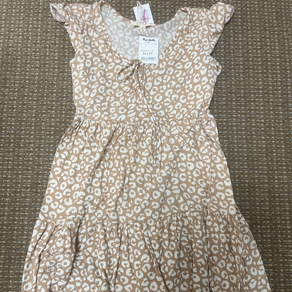 Dress - Picture 1 of 1
